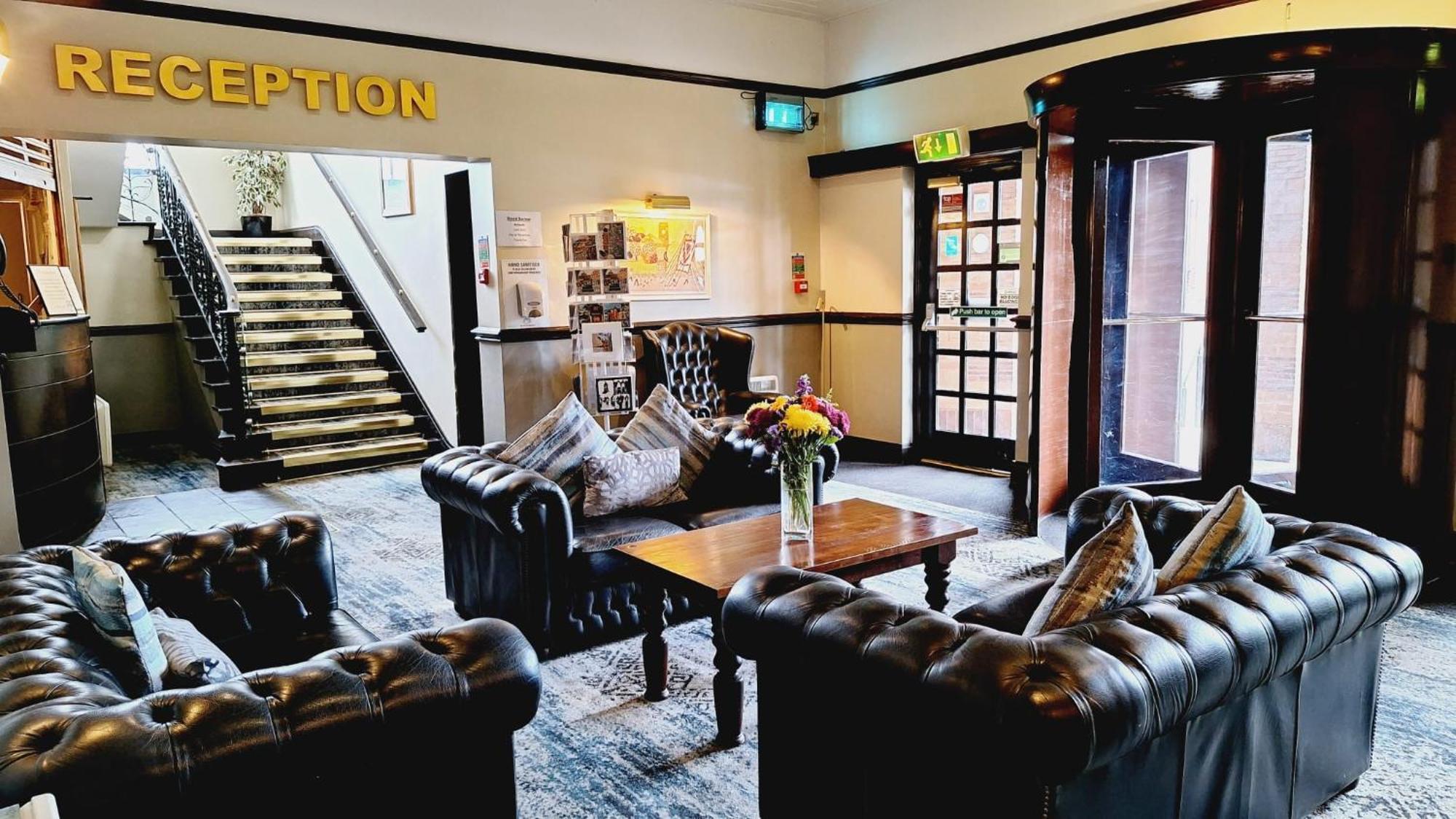 فندق The Brocket Arms Wetherspoon ويجان المظهر الخارجي الصورة